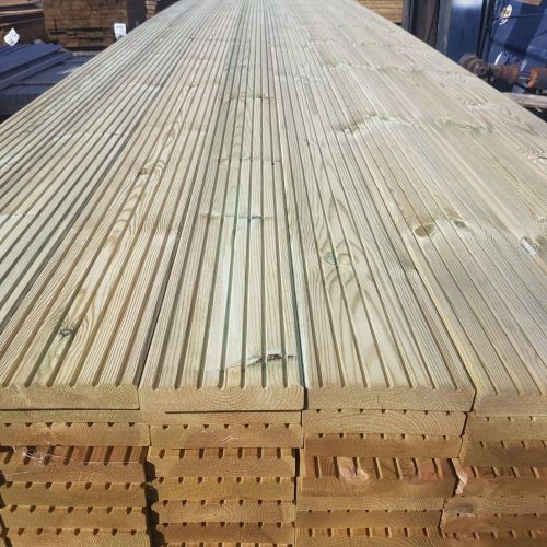 Treated Softwood Decking Boards – Reversible Smooth & Grooved - Wern-wood