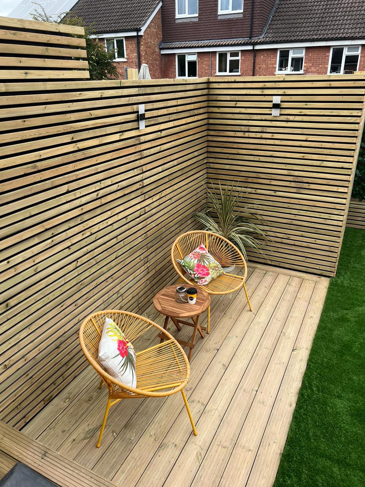 Rounded Edge Timber Battens – Landscaping & Screening - Wern-wood