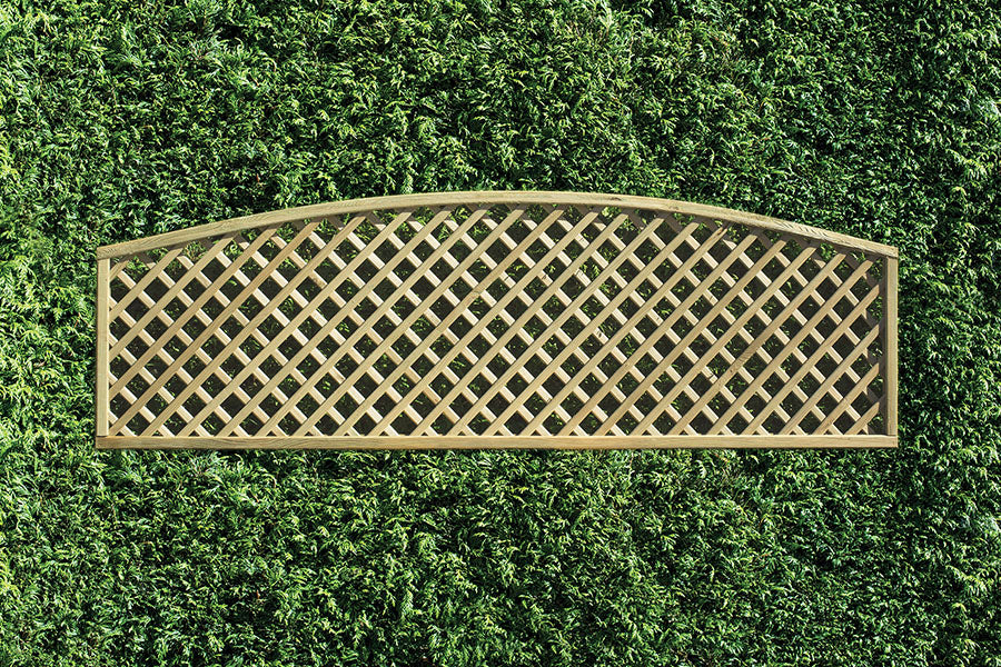 Pressure treated convex diamond lattice trellis, DT3, 450mm shoulder height x 1830mm wide