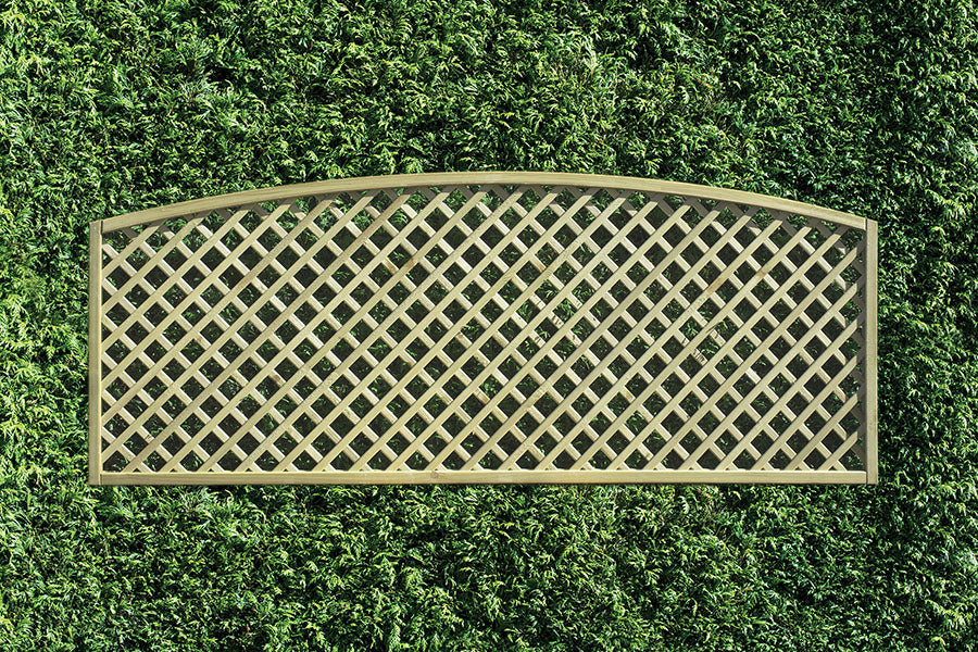 Pressure treated convex diamond lattice trellis, DT5, 600mm shoulder height x 1830mm wide