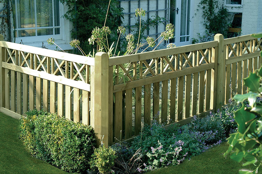 Pressure treated Elite Cross Top decking balustrade panel, 900mm high x 1800mm wide