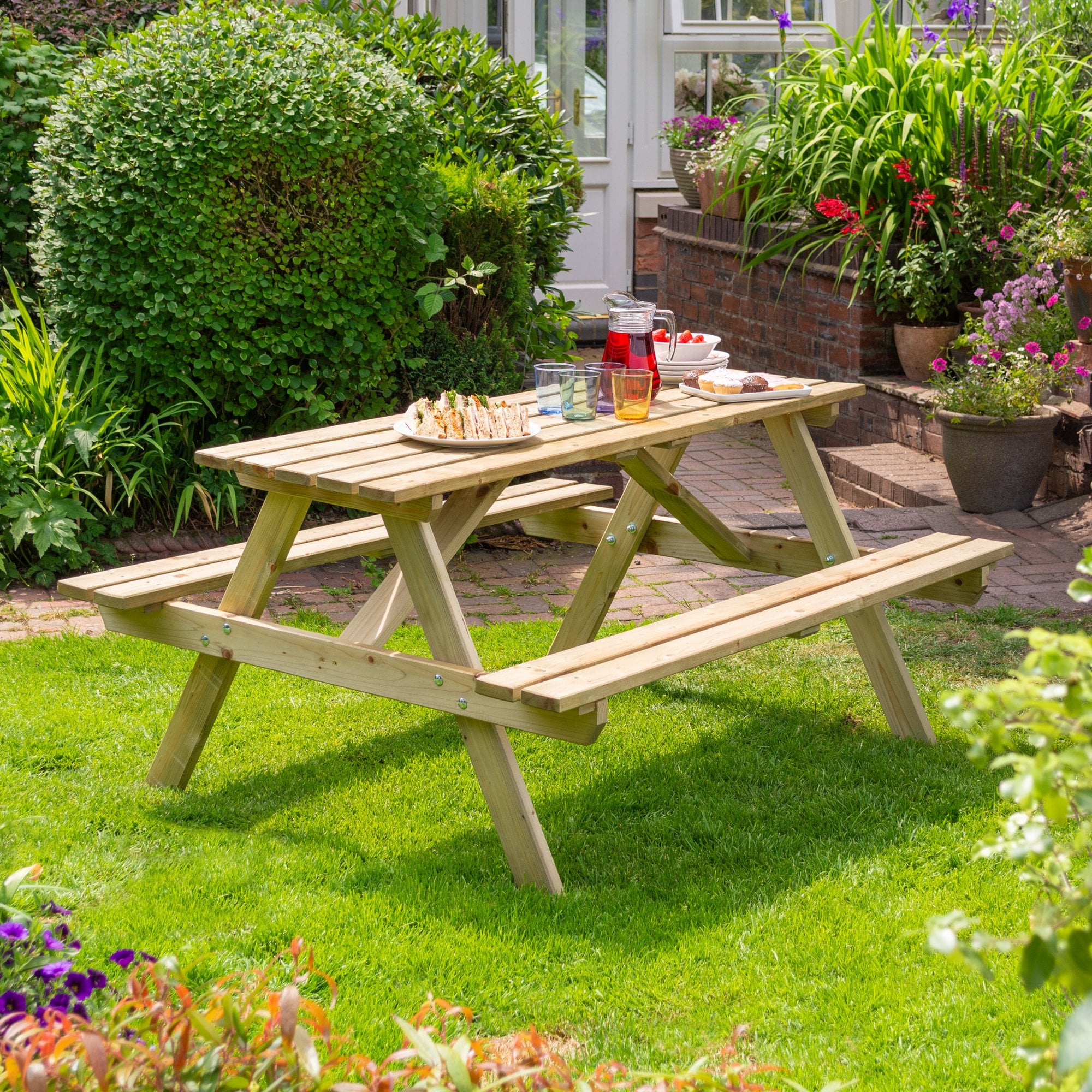 How to Build a Wooden Picnic Table – Step-by-Step DIY Guide