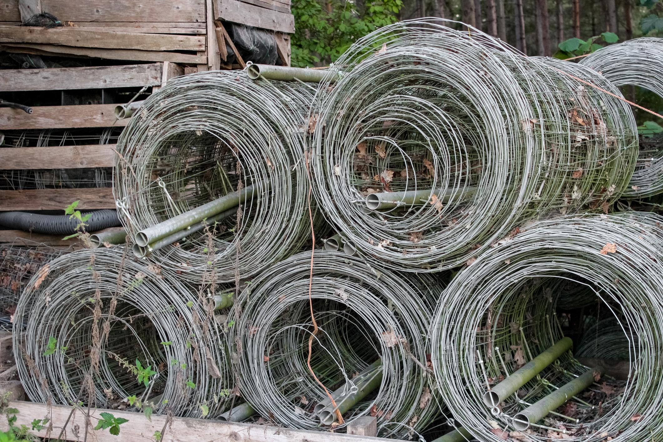 Galvanised Barbed Wire – 200m Roll