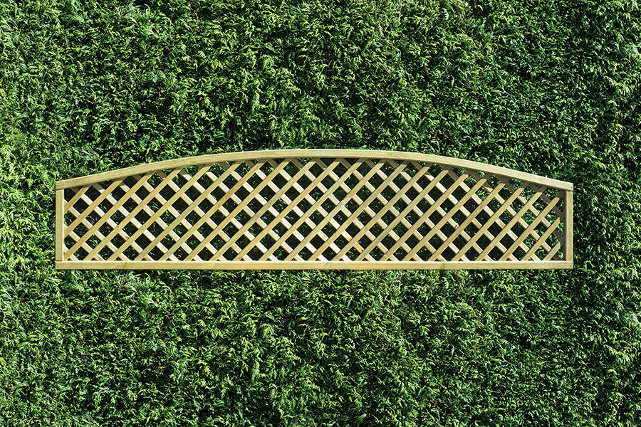 Pressure treated convex diamond lattice trellis, DT1, 300mm shoulder height x 1830mm wide